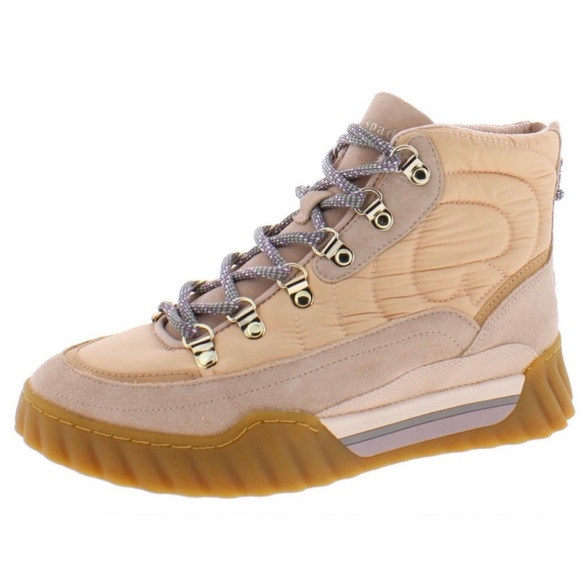 Wynter Hiking Boots - Picture 2 of 7